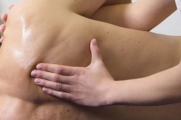 MASSAGGIO ESTETICO ANTICELLULITE